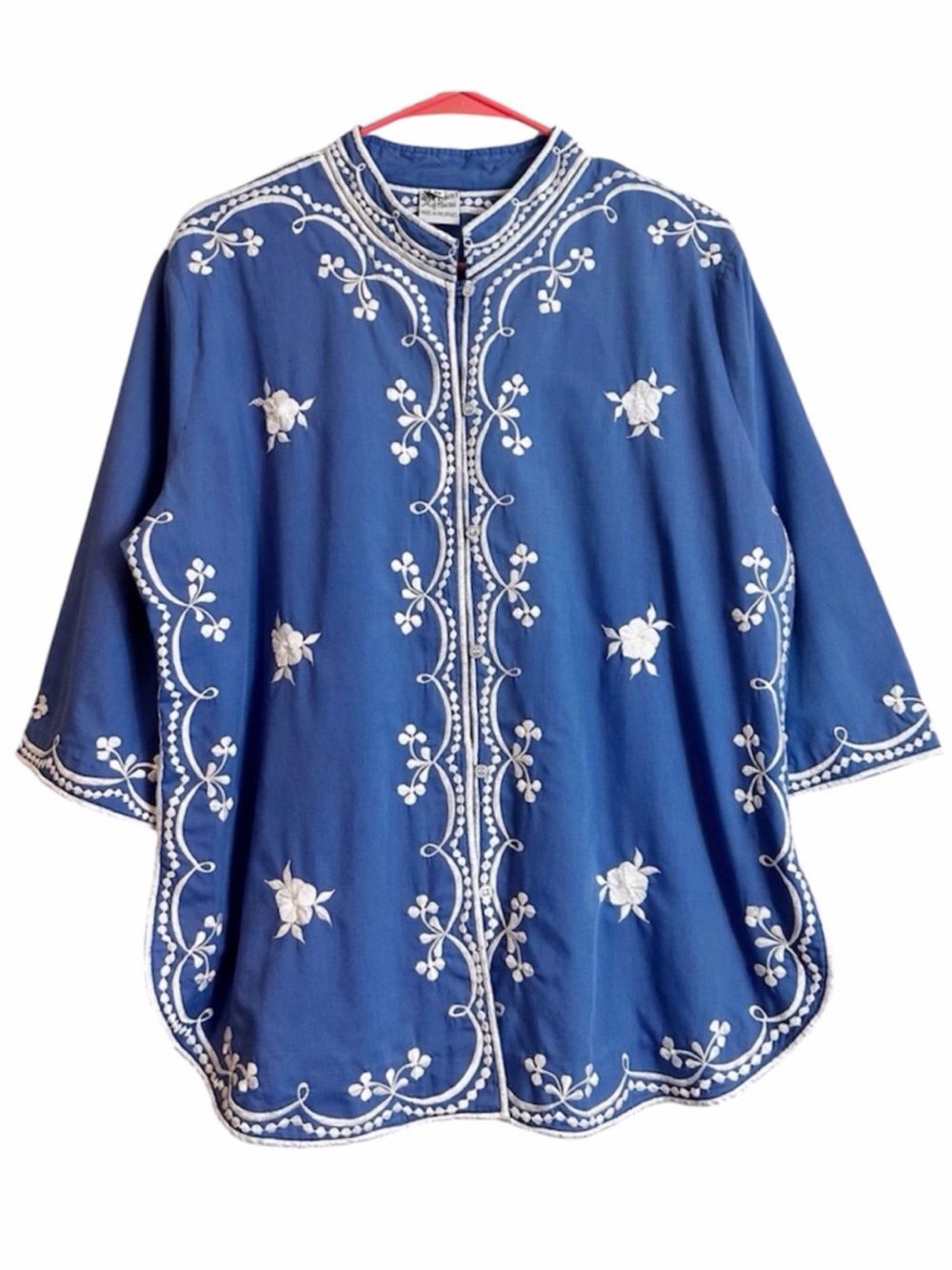 Vintage Foyers Of Hawaii Embroidered Button Front Tunic Top FLAWS
